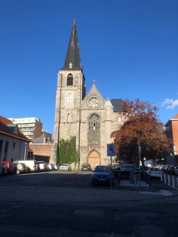 Appartement Centre Ville Tournai Exterior foto